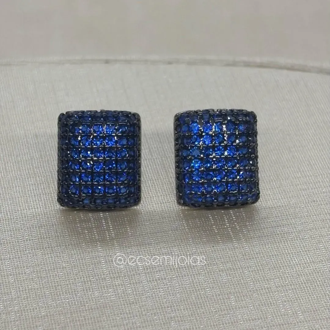 Brinco retangular cravejado - 10x12mm -  banhado a ouro 18k