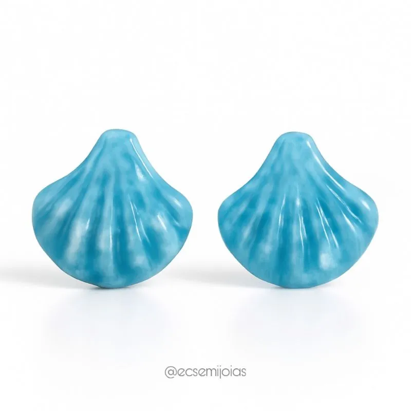 Brinco de concha resinada - 3,7cm diâmetro - pino de aço inoxidável