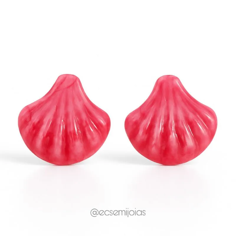 Brinco de concha resinada - 3,7cm diâmetro - pino de aço inoxidável