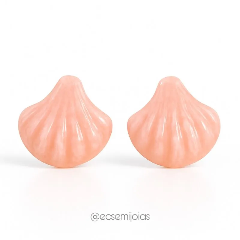 Brinco de concha resinada - 3,7cm diâmetro - pino de aço inoxidável
