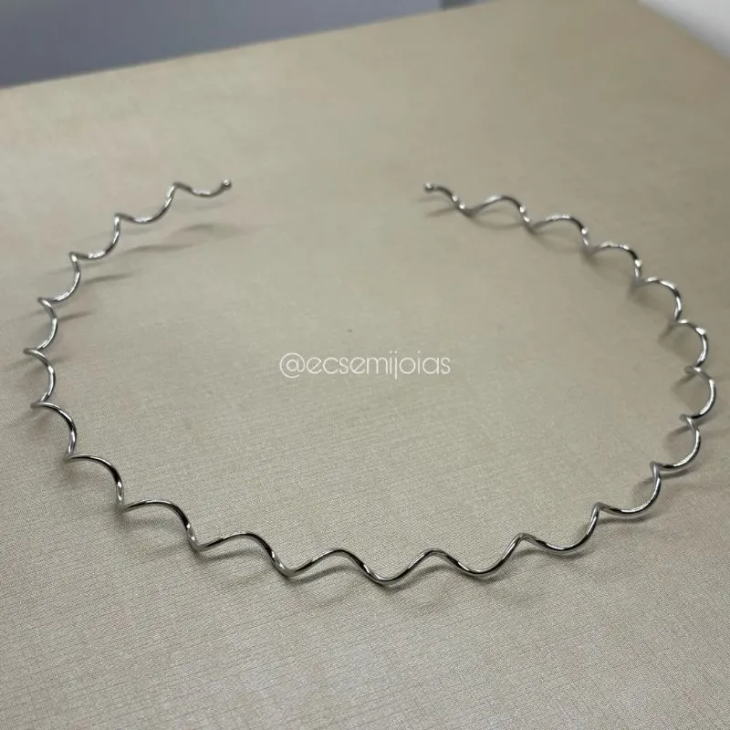 Canga com fio de ondas - aço inoxidável