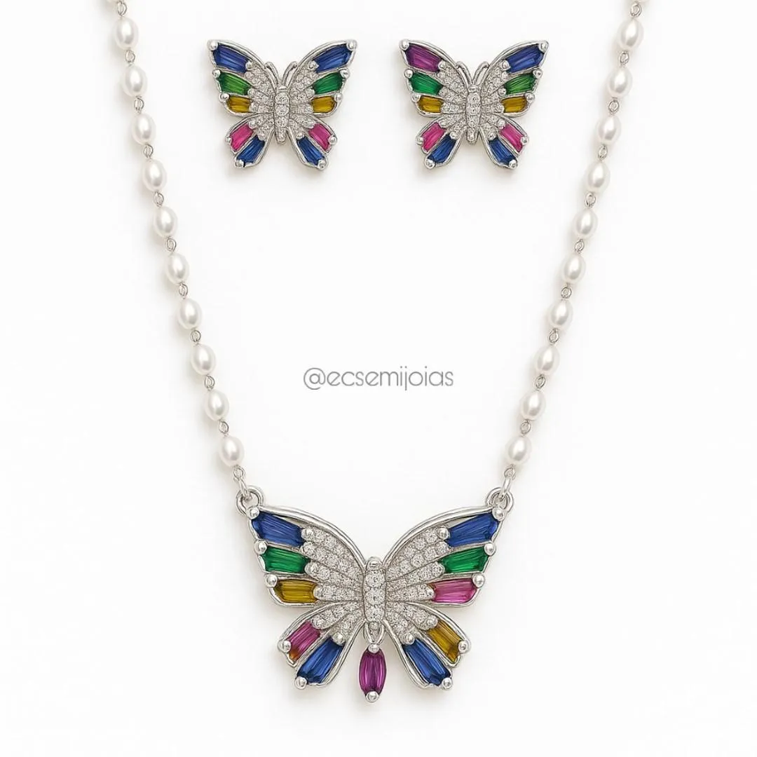 Conjunto de brinco e colar de pérolas e borboleta cravejada com baguetes nas pontas - 45cm + extensor - banhado a ródio branco