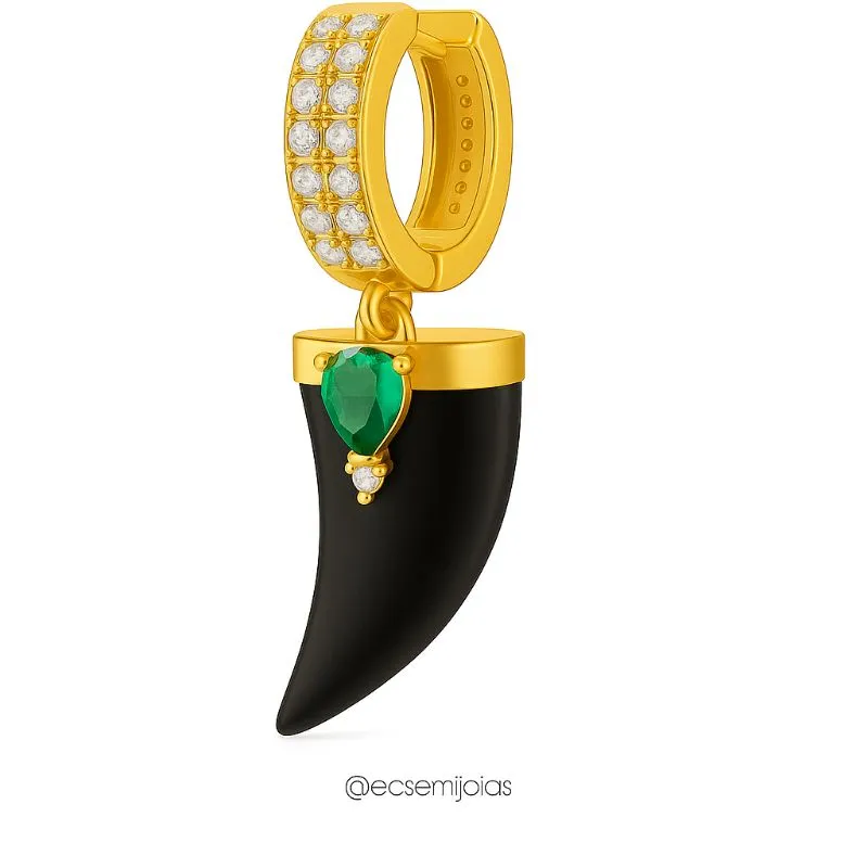 Argola cravejada com 2 fileiras com pedra em formato de dente de sabre com gota no centro -  banhado a ouro 18k