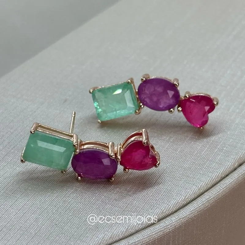 Brinco ear cuff com 3 pedras fusion - retangular, oval e coração - banhado a ouro 18k