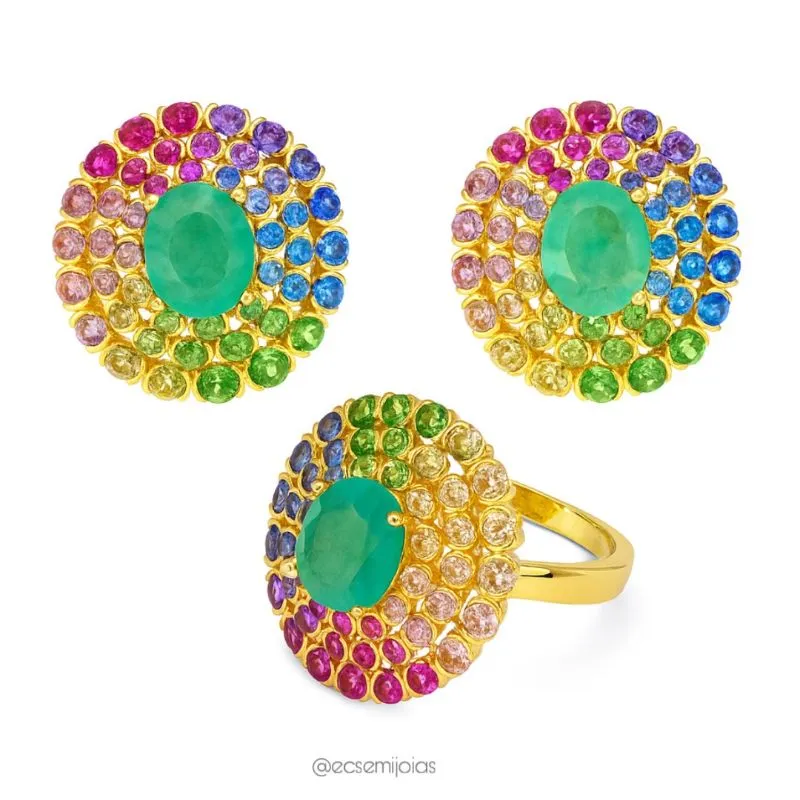Conjunto anel e brinco com pedra natural oval grande no centro e 3 bordas cravejadas nas laterais - banhado a ouro 18k