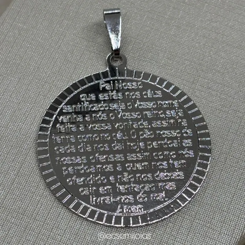 Pingente moeda com detalhes nas bordas com PAI NOSSO - 3cm - banhado a ródio branco