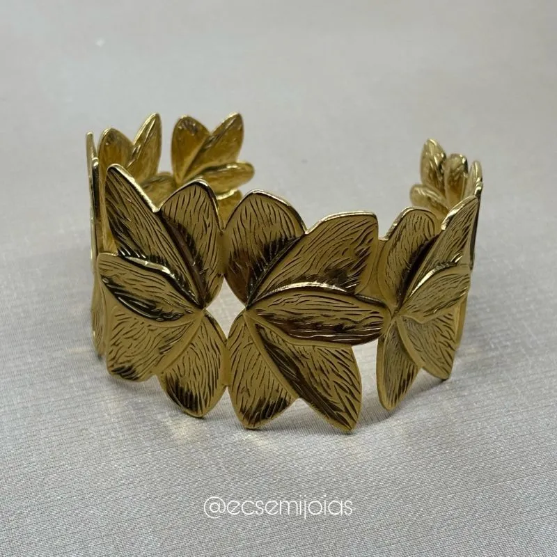 Bracelete de flores orquídeas grandes trabalhadas - aço dourado inoxidável