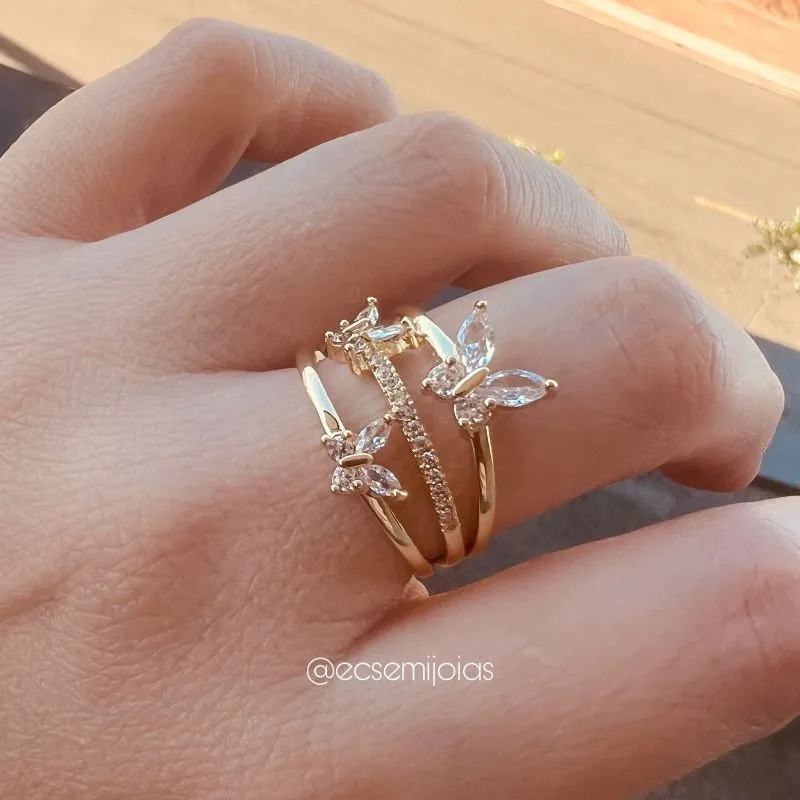 Anel com 3 borboletas e 3 aros (2 lisos e 1 cravejado) - banhado a ouro 18k