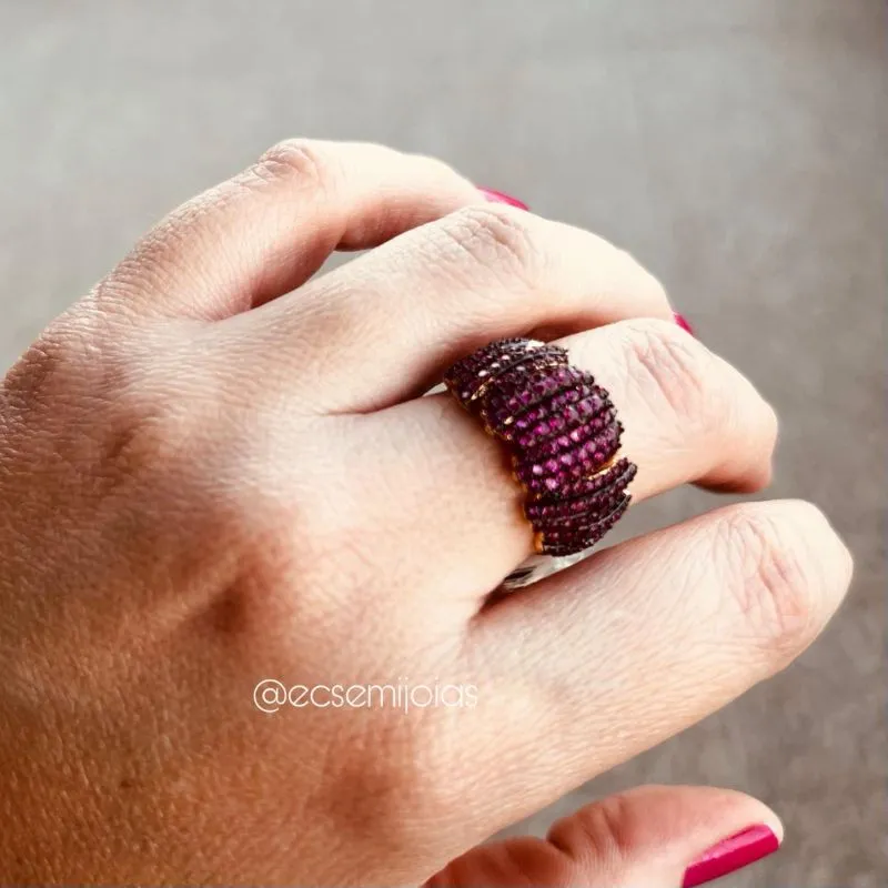 Anel com camadas disformes cravejadas - banhado a ouro 18k