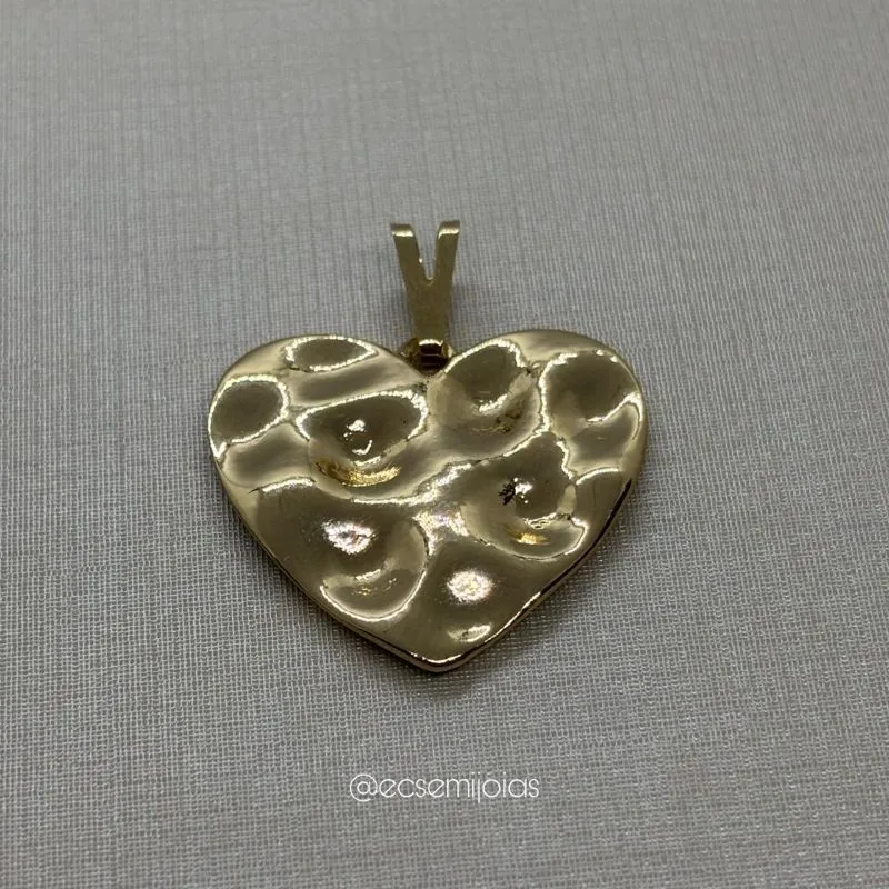 Pingente de coração martelado - banhado a ouro 18k