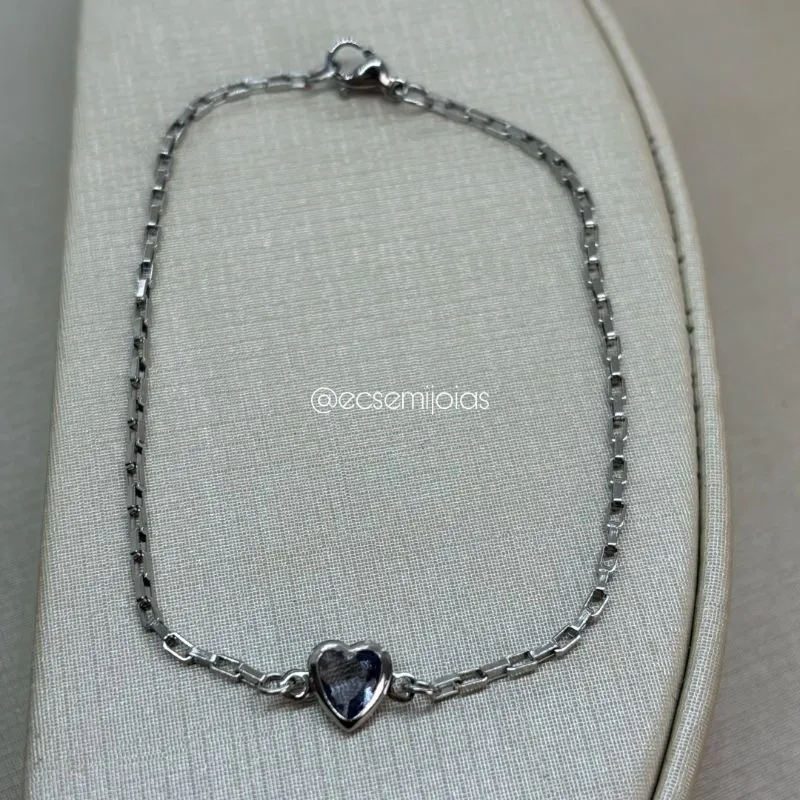 Pulseira cartier fina com 1 coração de zircônia - 19,5cm - aço inoxidável