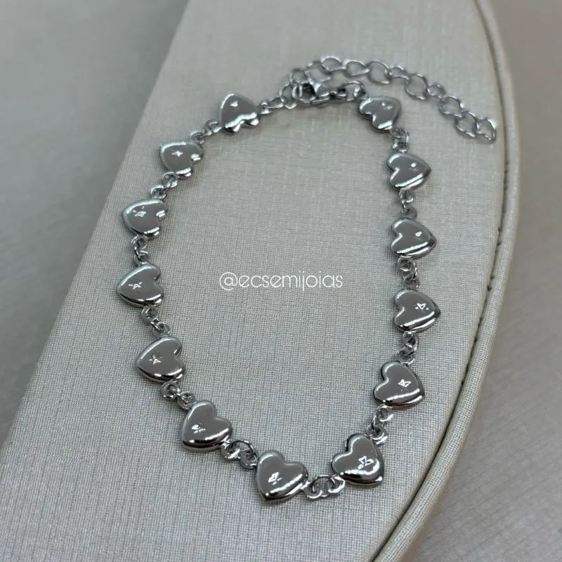 Pulseira com corações lisos e detalhe de estrela no centro - 18cm + extensor - aço inoxidável
