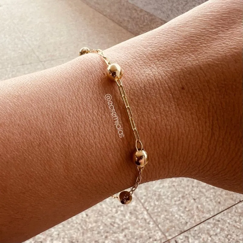 Pulseira elo cartier fininho com bolas lisas de 6mm - 19,5cm - banhado a ouro 18k