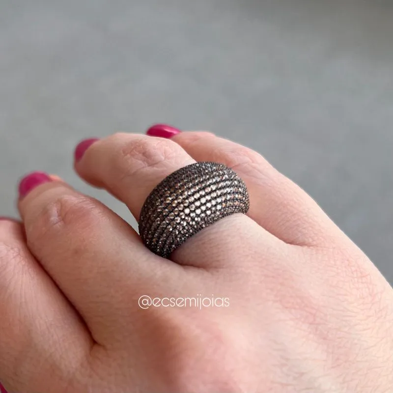 Anel oval cravejado - banhado a ouro 18k