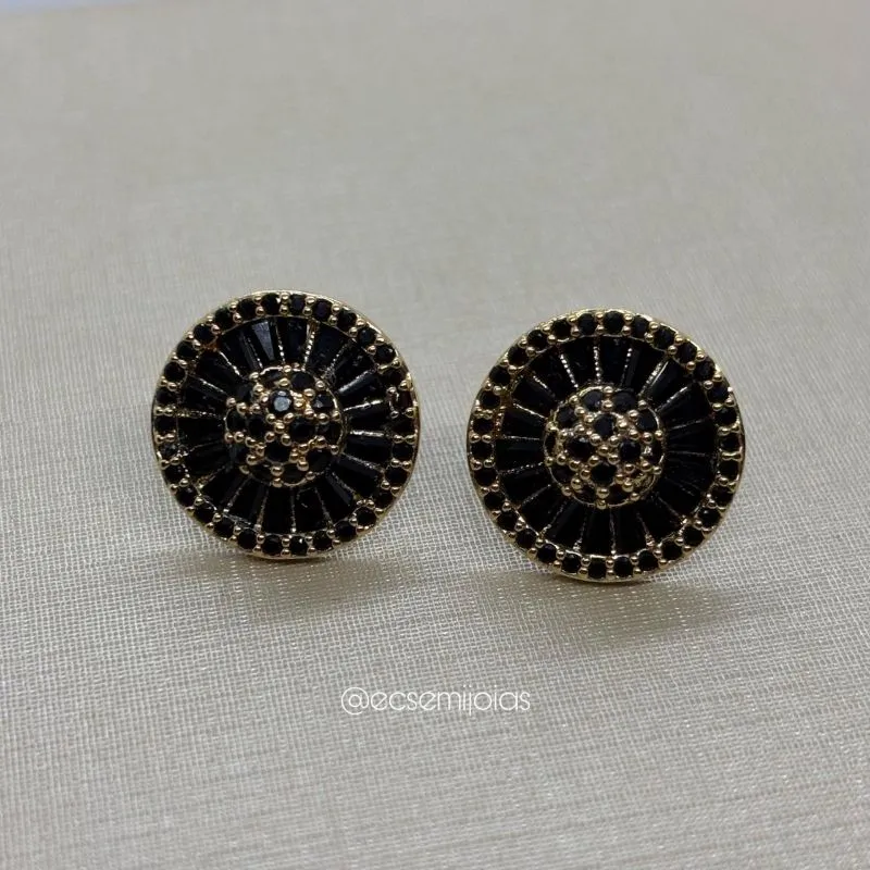 Brinco de pizza 15mm cravejado - banhado a ouro 18k