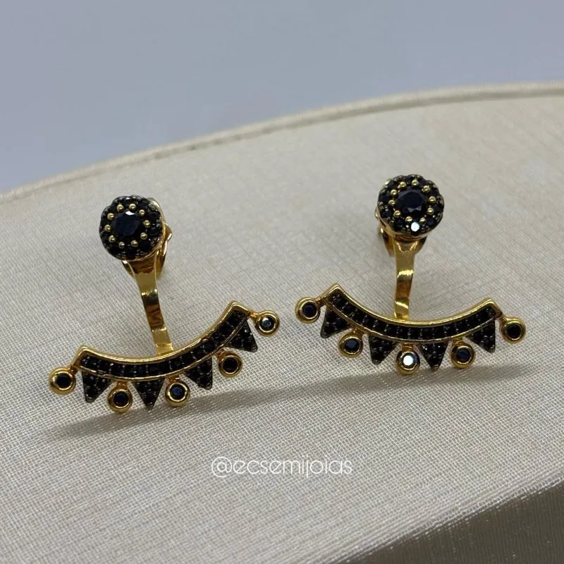 Brinco ear jacket com base redonda cravejada e fileira cravejada em baixo - banhado a ouro 18k