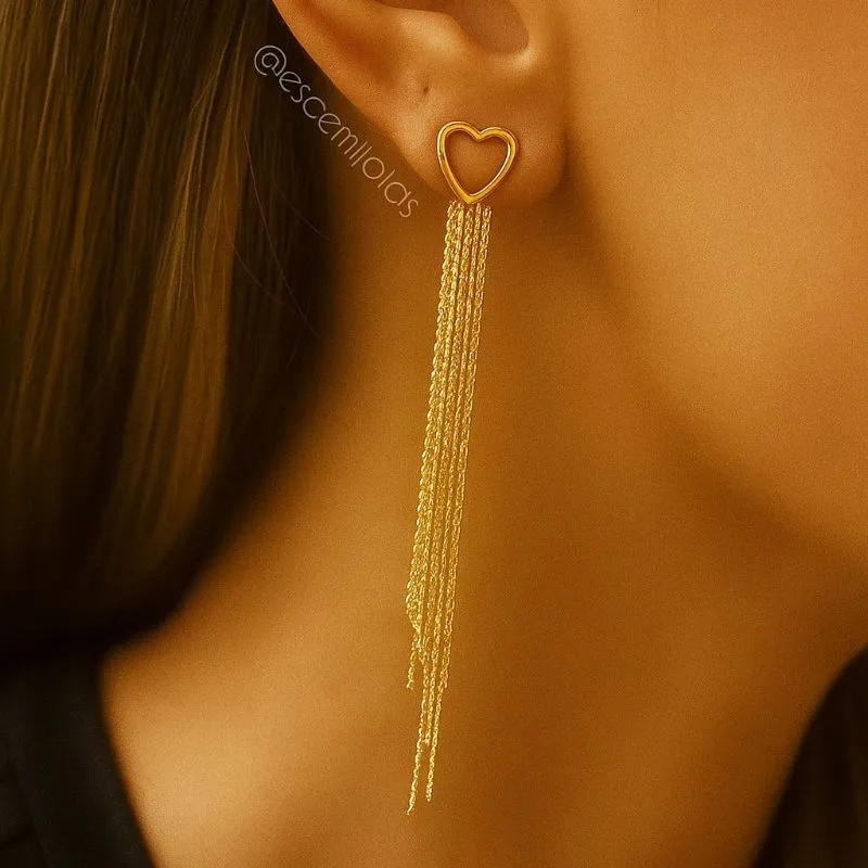 Brinco franja ear jacket com coração vazado na frente - banhado a ouro 18k