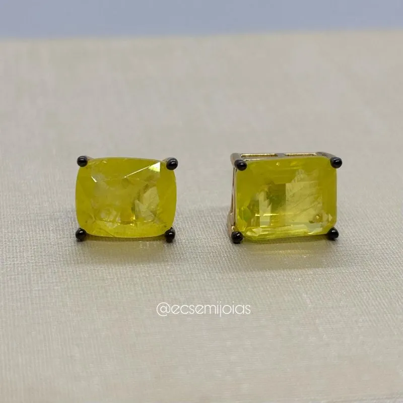 Brinco pedra retangular 8x10mm - banhado a ouro 18k