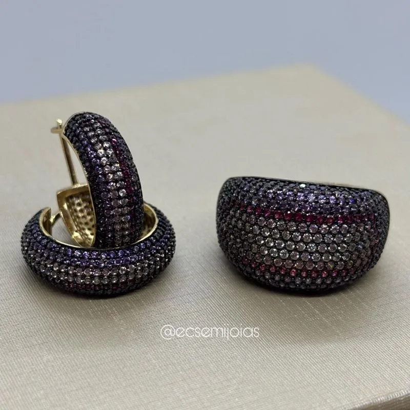 Conjunto de anel oval cravejado e brinco argola com 7 fileiras cravejadas - banhado a ouro 18k
