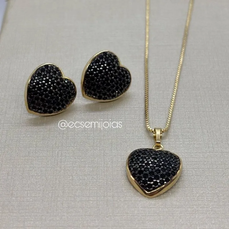 Conjunto de brinco e colar de coração cravejado - 45cm - banhado a ouro 18k