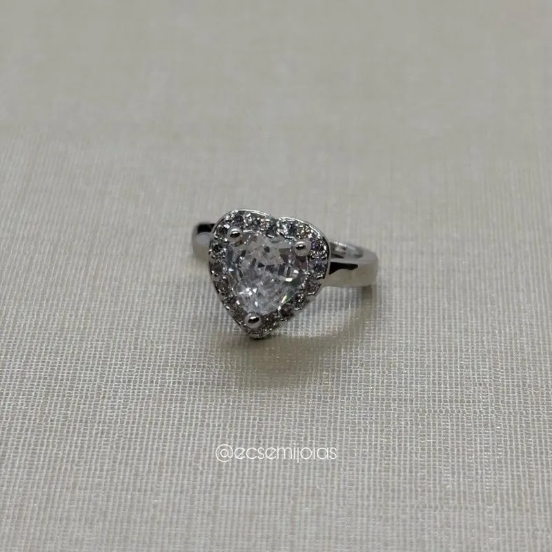 Piercing fake com zircônia coração 5mm maior cravejado em volta - banhado a ródio branco
