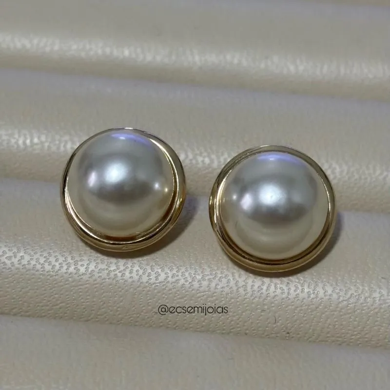 Brinco de pérola de 12mm - banhado a ouro 18k