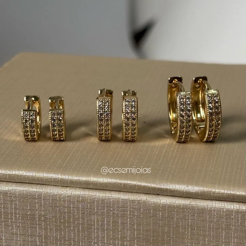 Argola com 2 fileiras cravejadas 14mm (M) - 4mm espessura - banhado a ouro 18k